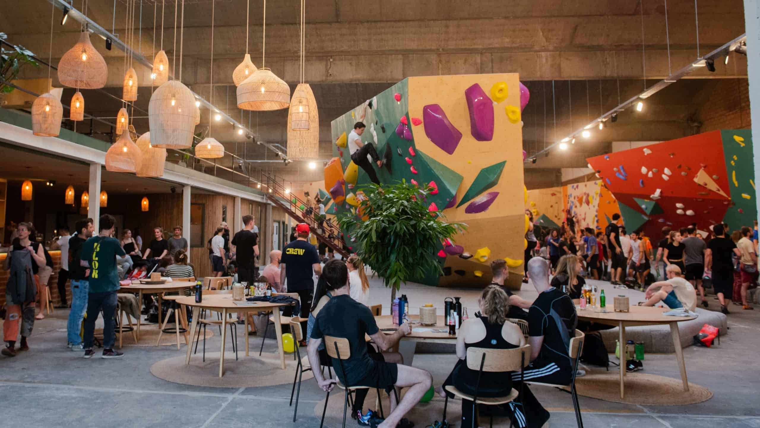 The Island bouldering gym Antwerpenis